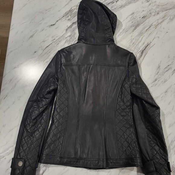 Ladies Leather Jacket - Picture 2 of 14